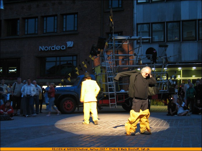 REJSEN at NARREN festival, Aarhus 2005 * Copyright  Mads Bischoff, Safi.dk