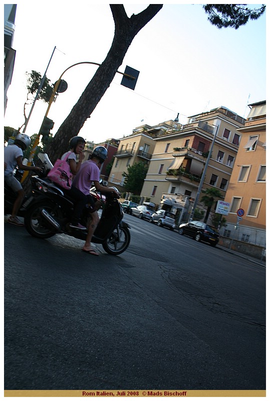 Klik p billedet for at g til det nste foto! IMG_8306 Rom Italien, Juli 2008 * Fotos: Mads Bischoff